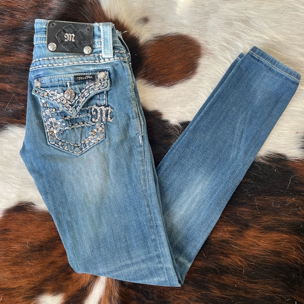 SOLD Miss me skinny jeans